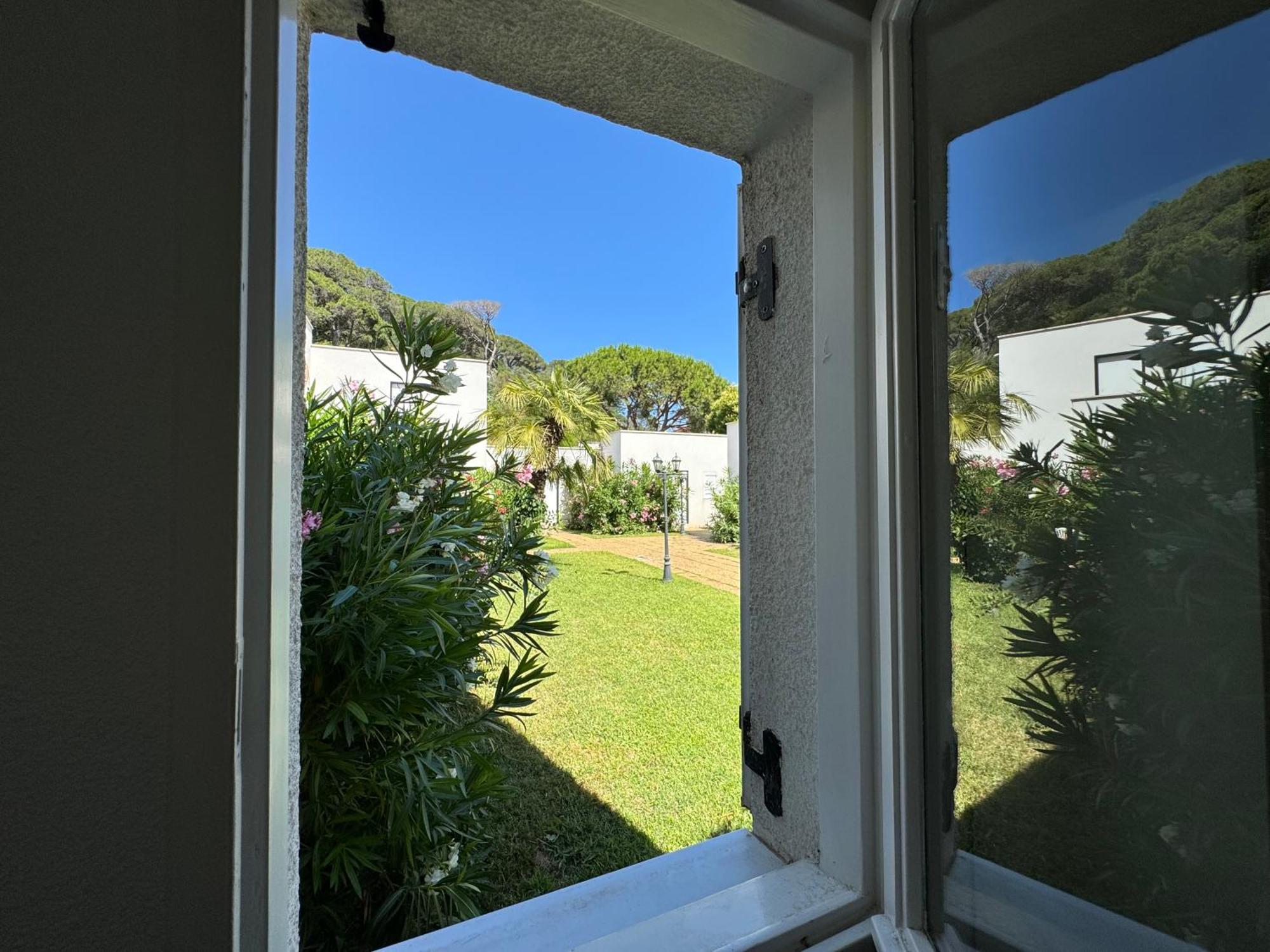 Beach Cannes Bungalows 勒卡内 外观 照片