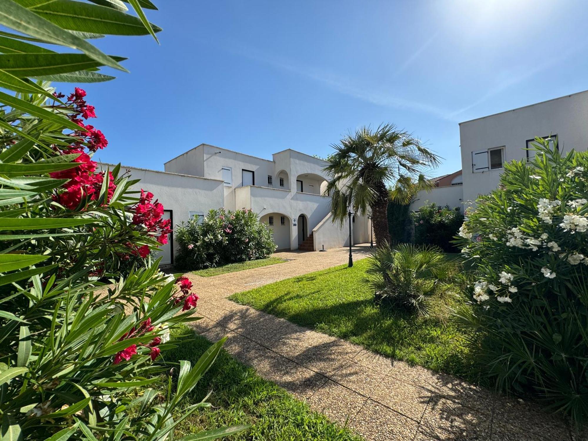 Beach Cannes Bungalows 勒卡内 外观 照片