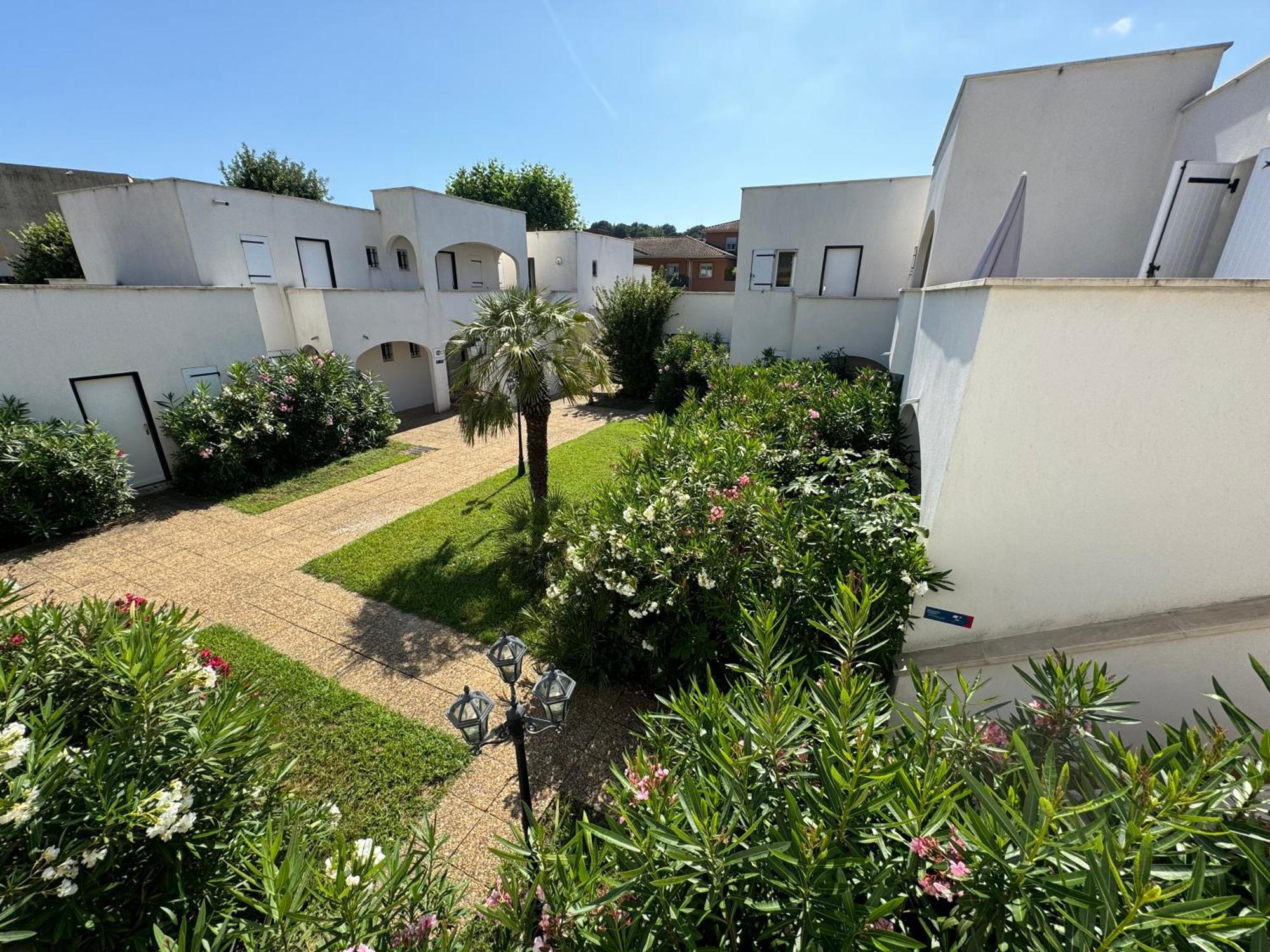 Beach Cannes Bungalows 勒卡内 外观 照片