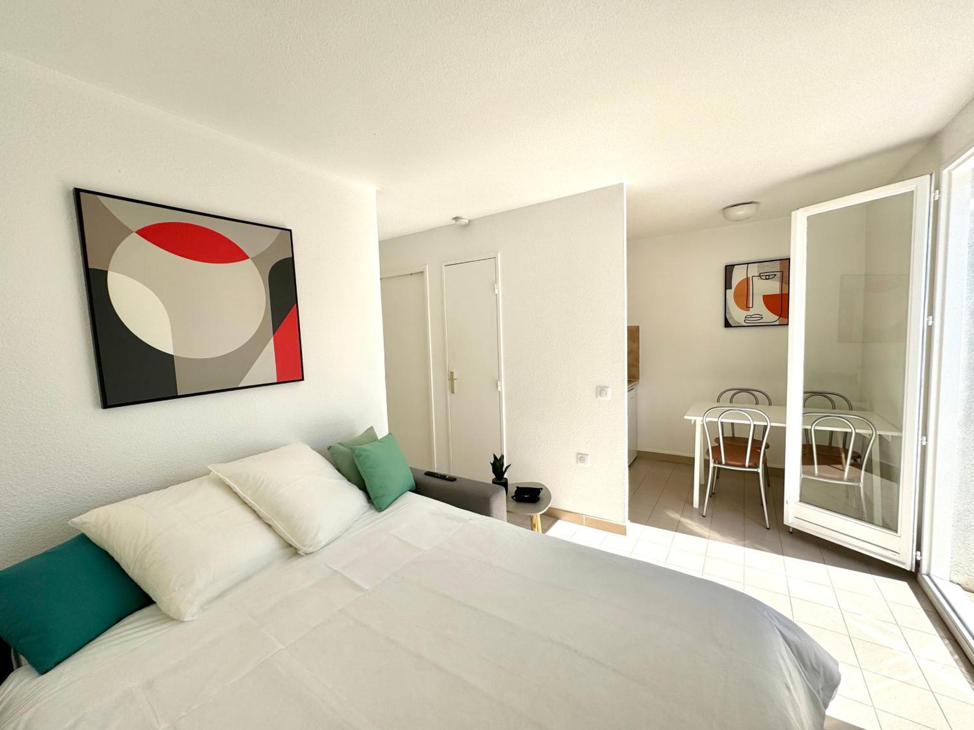 Beach Cannes Bungalows 勒卡内 外观 照片