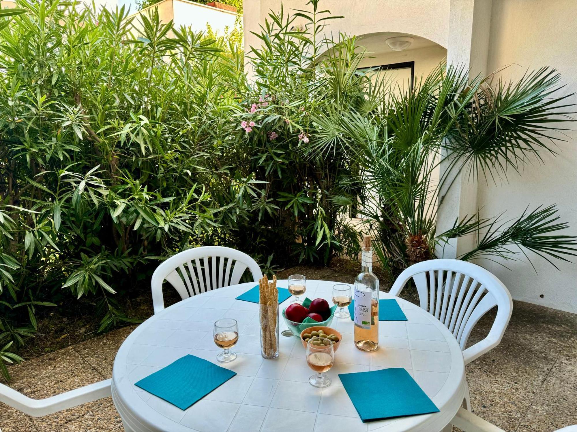 Beach Cannes Bungalows 勒卡内 外观 照片