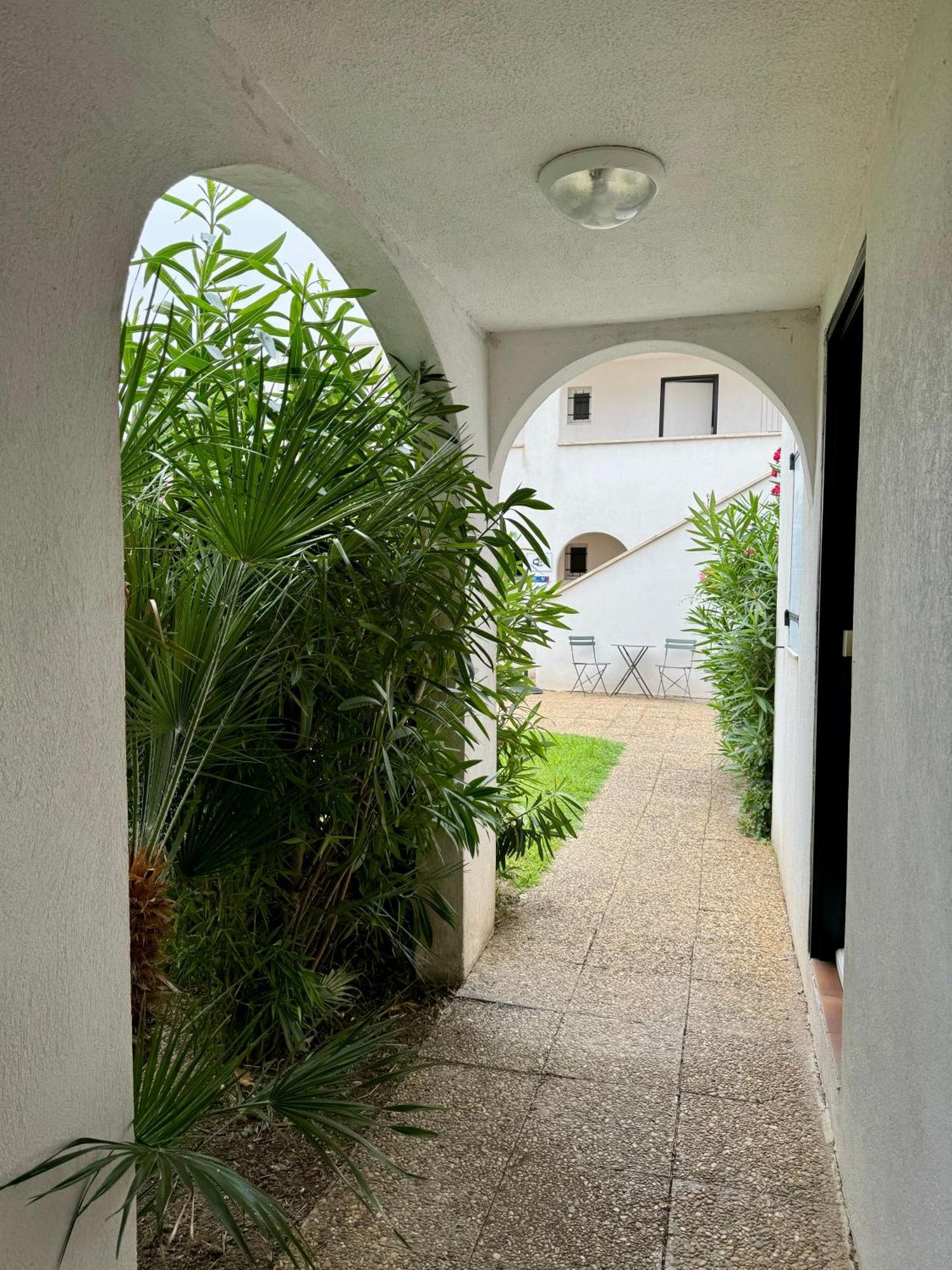 Beach Cannes Bungalows 勒卡内 外观 照片