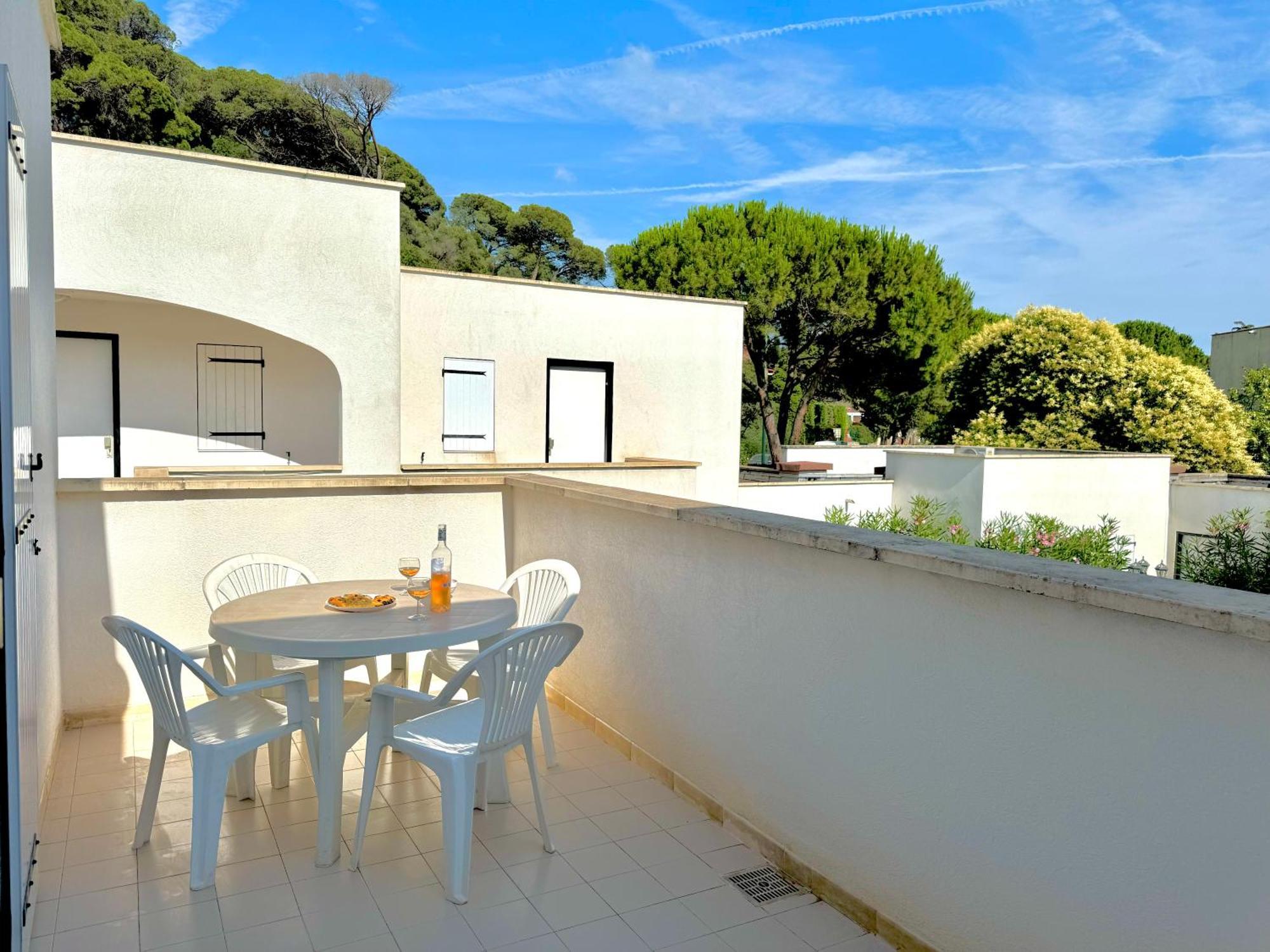 Beach Cannes Bungalows 勒卡内 外观 照片
